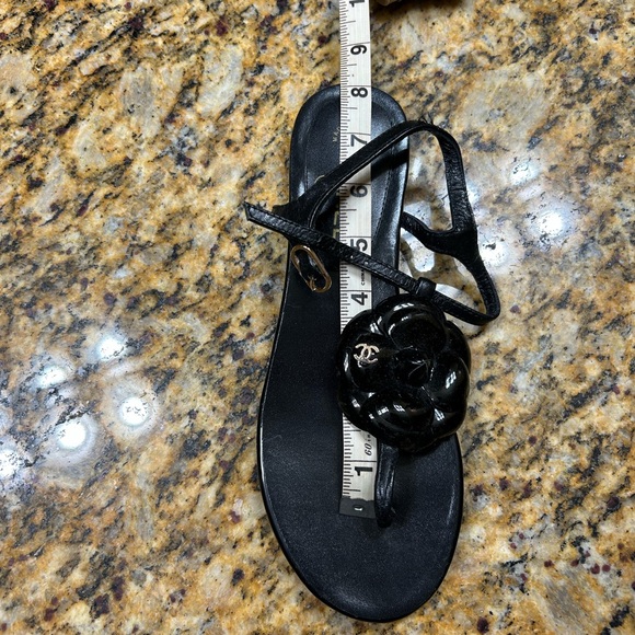 Never worn Chanel black bow sandal - Picture 7 of 7